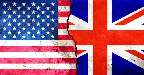 アメリカとイギリスの2つの国旗は、英会話における異文化交流を表しています。